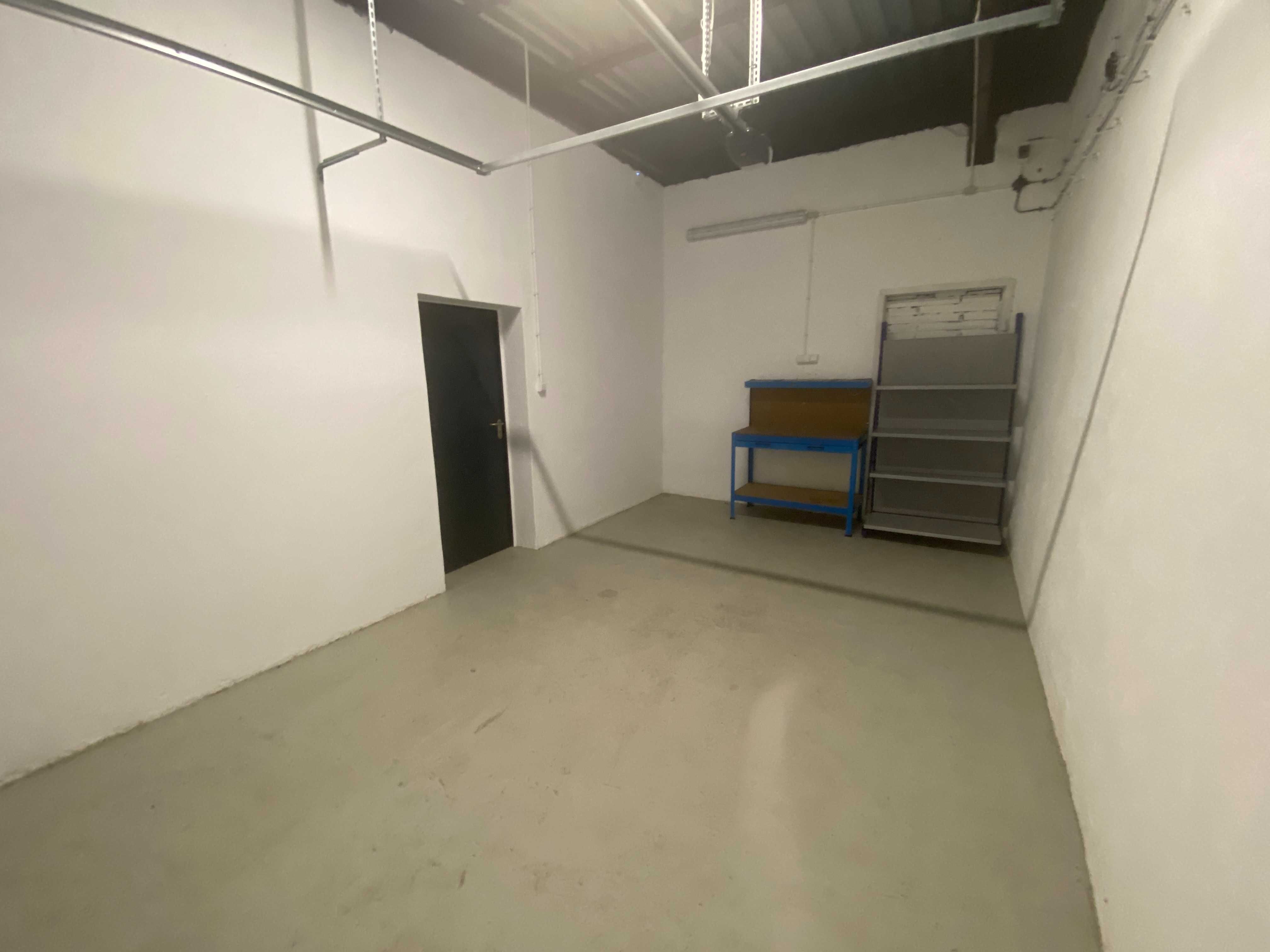 Magazyn / Garaż 21 m² – Centrum Świecia – 700 zł/mies. + prąd