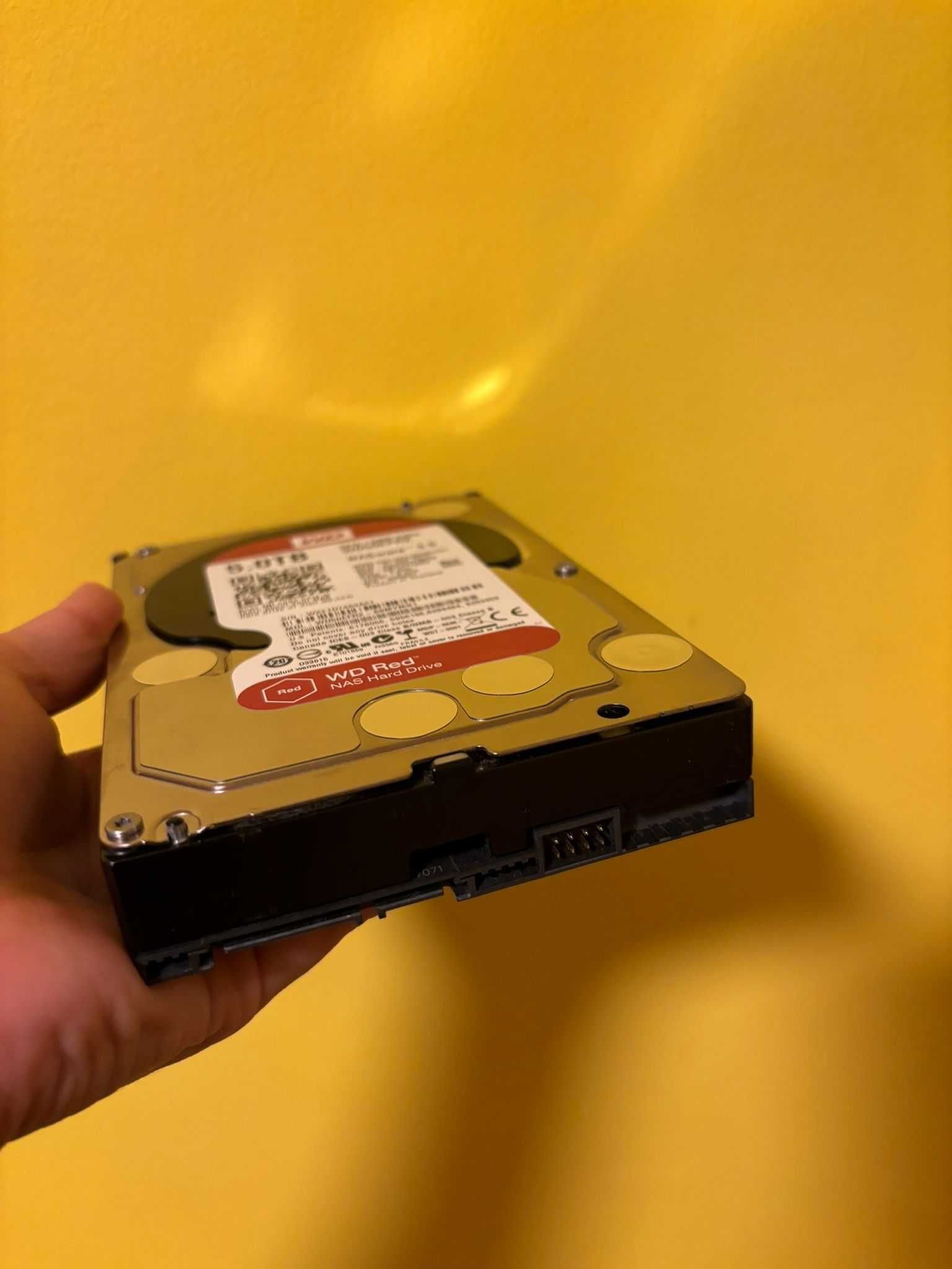 Disco Interno Western Digital 5TB (WD50EFRX-68MYMN1)
