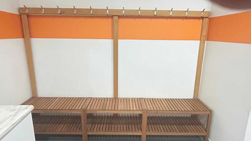 BANCOS DE GINASIO - BALNEÁRIO / VESTIÁRIO