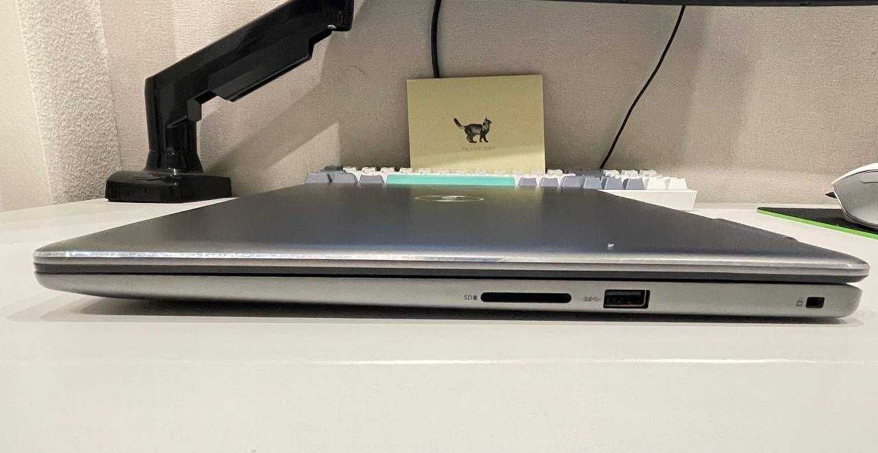 Ноутбук планшет Dell Inspiron 15 Touchscreen i5-8250U 16GB RAM 1TB SSD