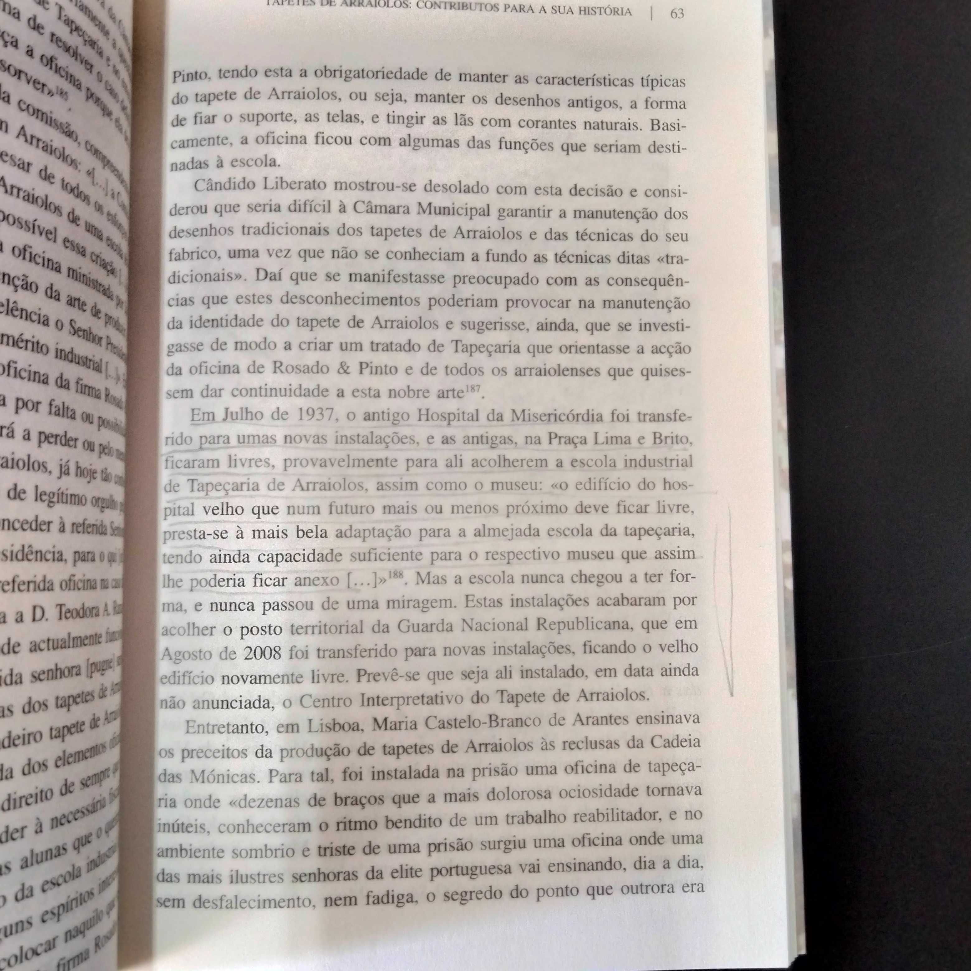 Contributos Para a História dos Tapetes de Arraiolos - Bruno Lopes