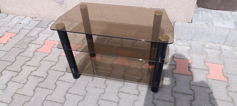 Szklany stolik  pod telewizor