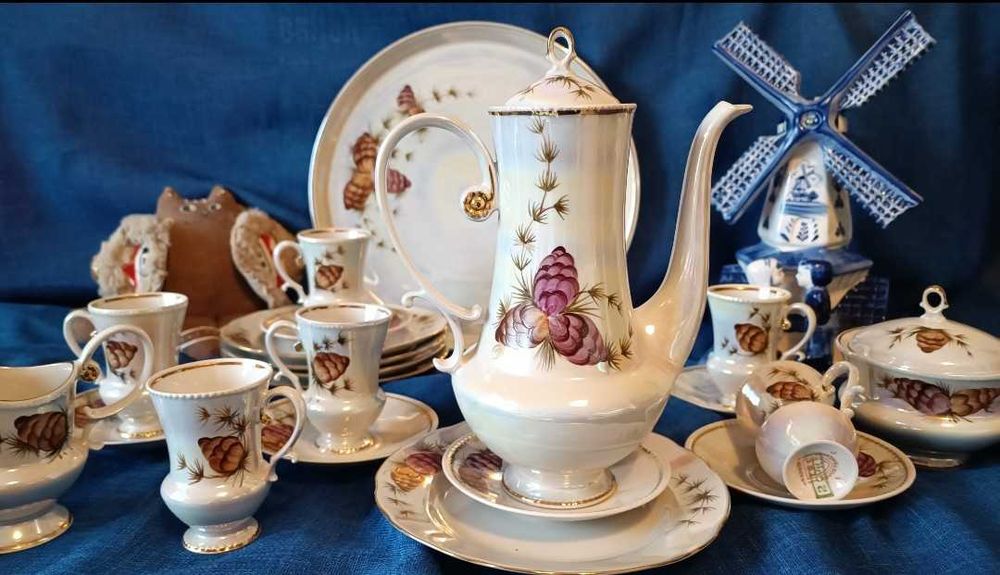 Сервіз порцеляновий кавовий Шишки Коростень фарфор позолота перламутр