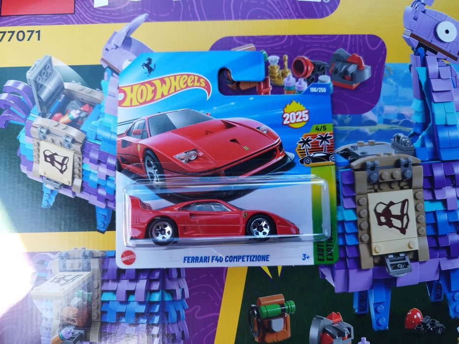 Hot Wheels Ferrari F40 Competizione