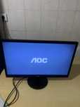 Monitor em bom estado.