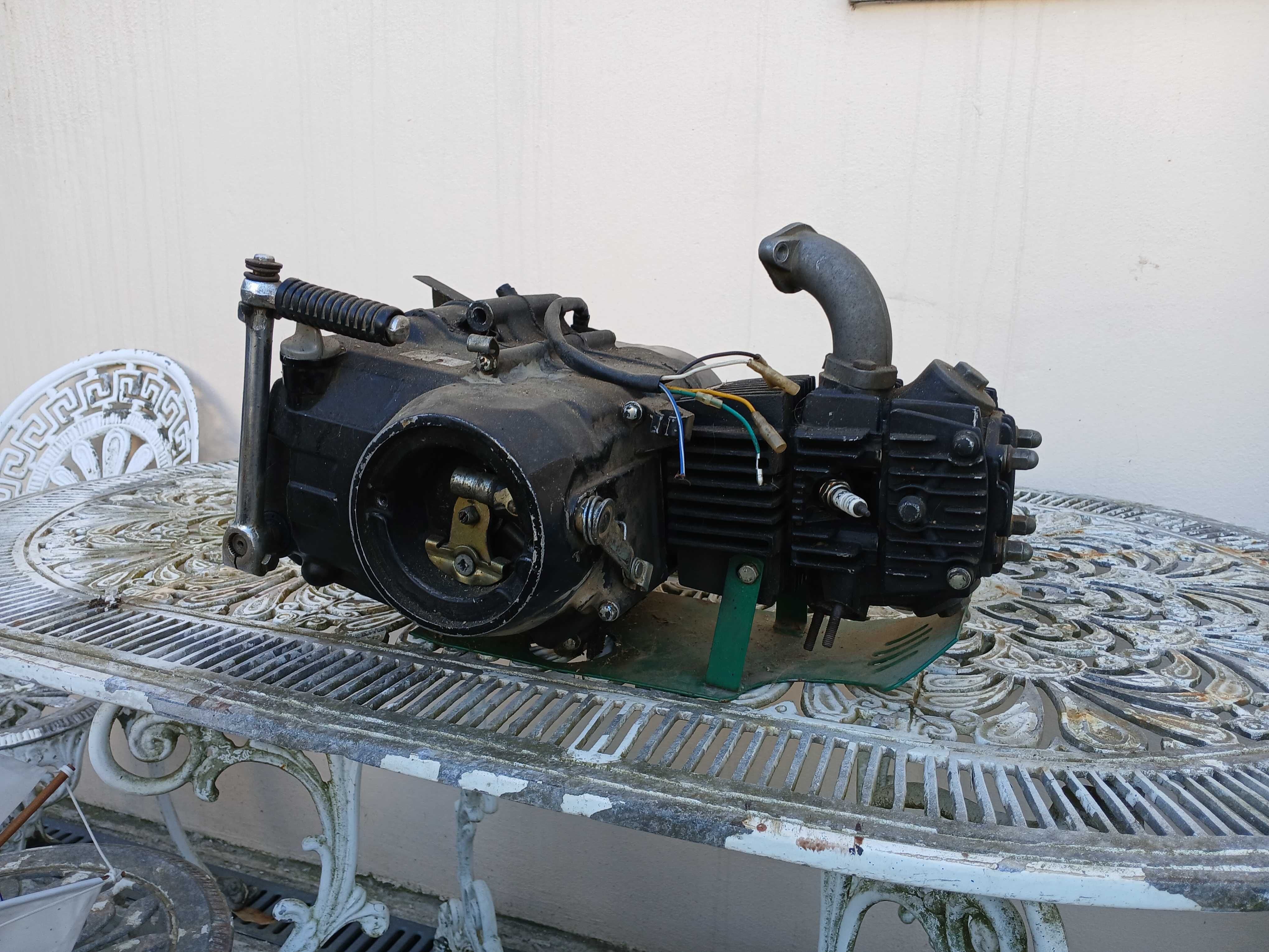 Motor pit bike 125cc