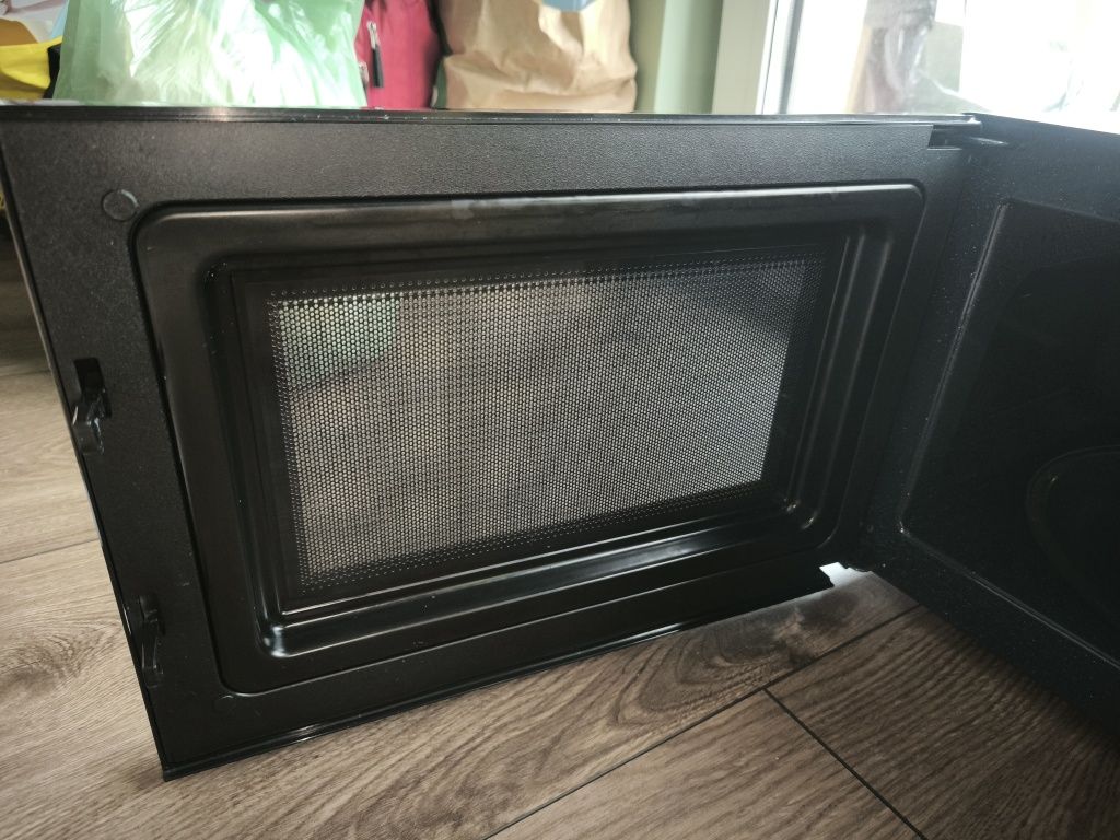 Samsung ME83X mikrofalówka
