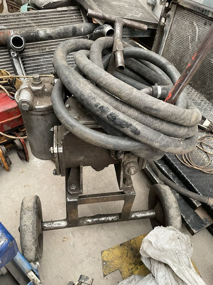 Продам станок токарний 16к20