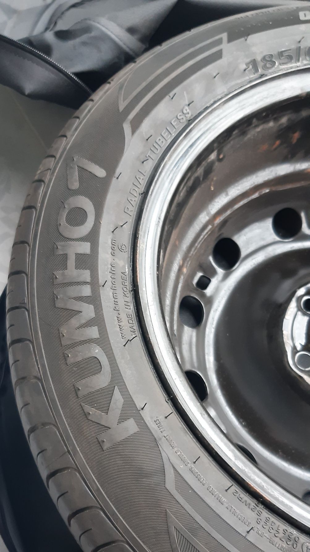 2 nowe koła 185/60 R15 KUMHO / felgi Skoda