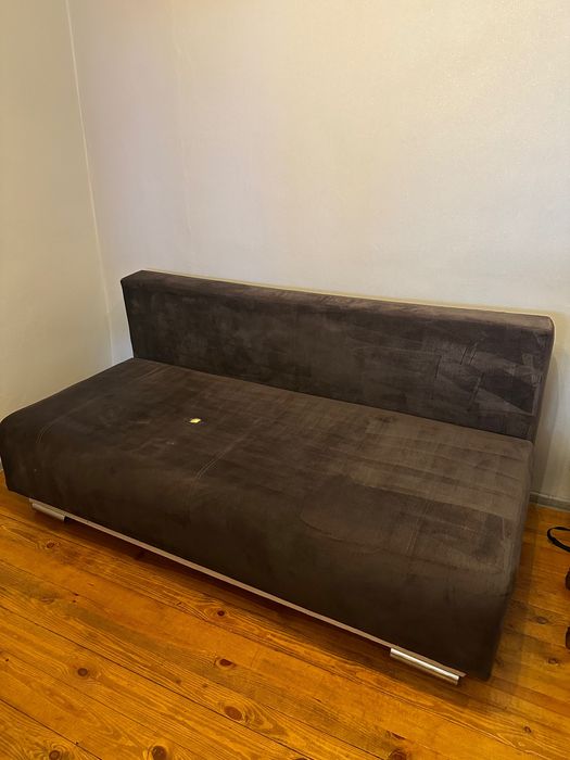 Диван в гарному стані євро книжка