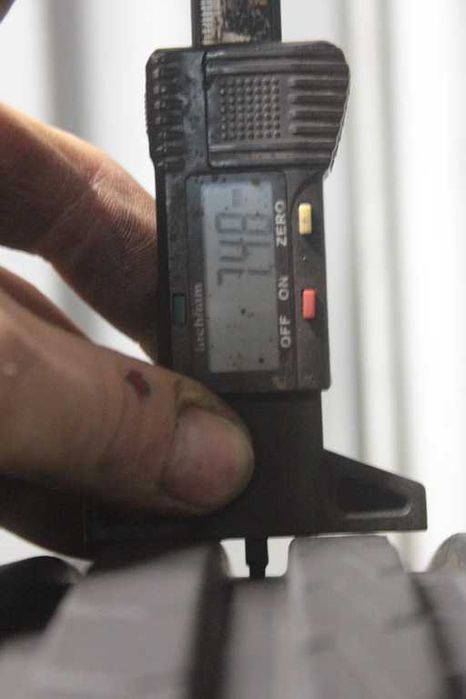 195/60/15 Vredestein Sportrac 5 195/60 R15 2x7,7mm + 2x7,5mm