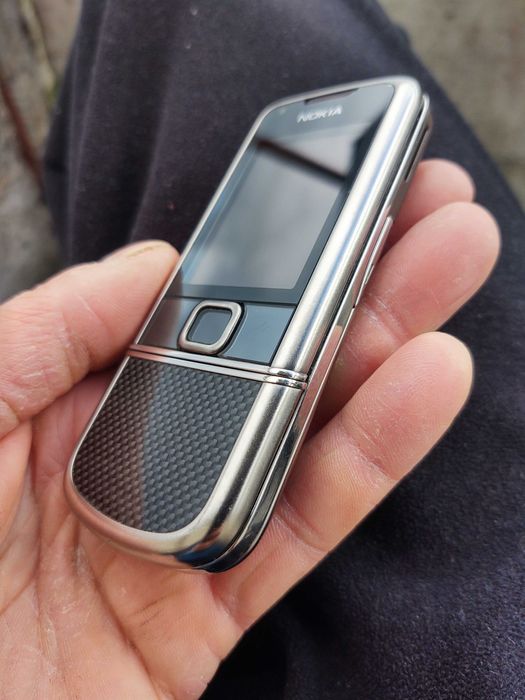 Nokia 8800 arte carbon