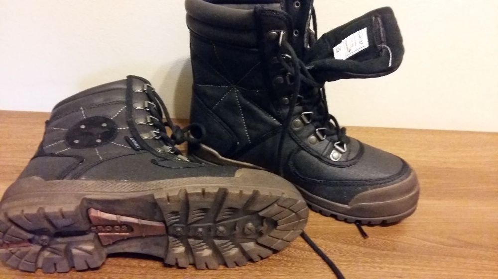 56. Buty trapery zimowe KangaRoos roz. 37 NOWE