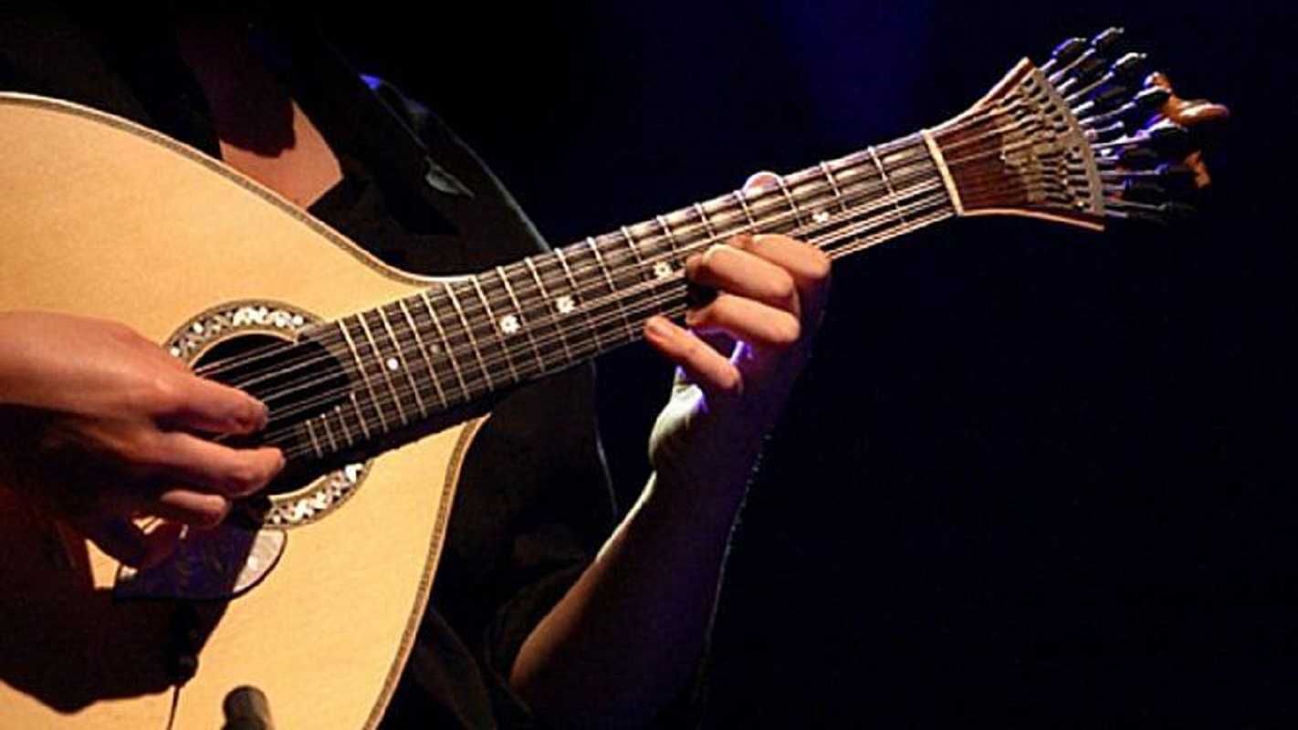 Aulas de guitarra Portuguesa (Regime presencial ou online)