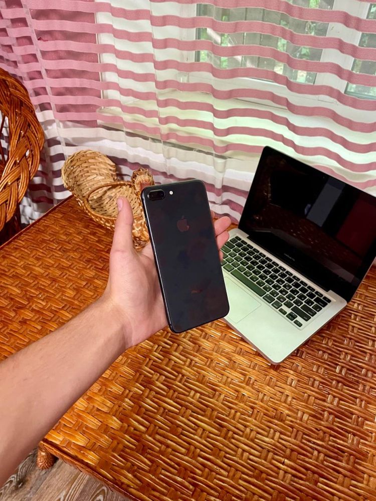 IPhone 8 Plus