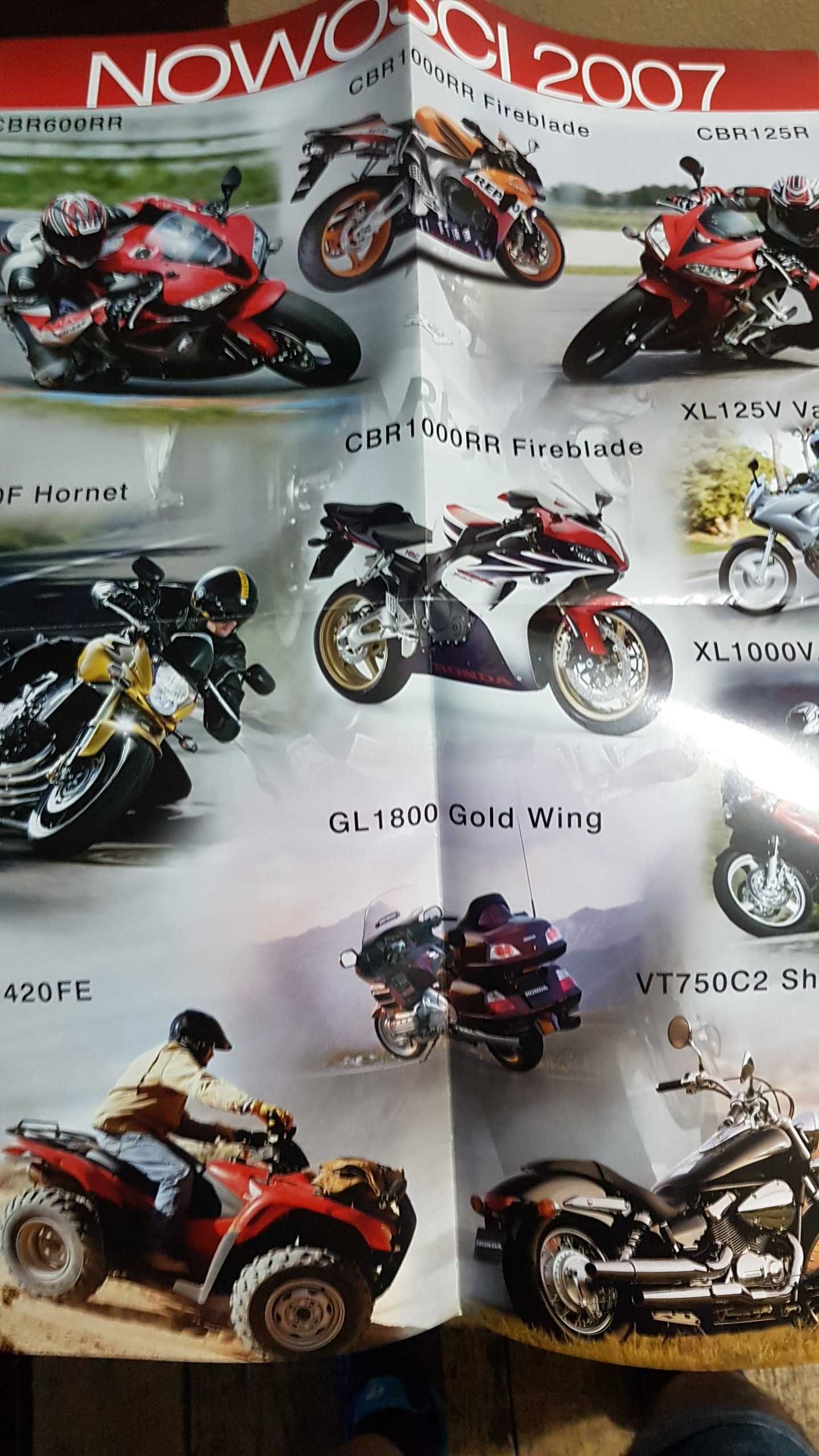 stary katalog motocykli honda z 2007r. dla kolekcjonerów