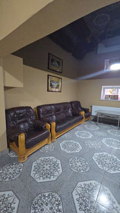 Здамо житло в районі Підварки