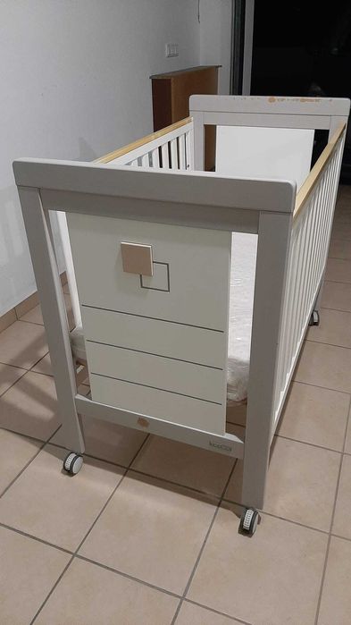 Cama de grades TRAMA para bebé - Colchão em latex ZIPPY