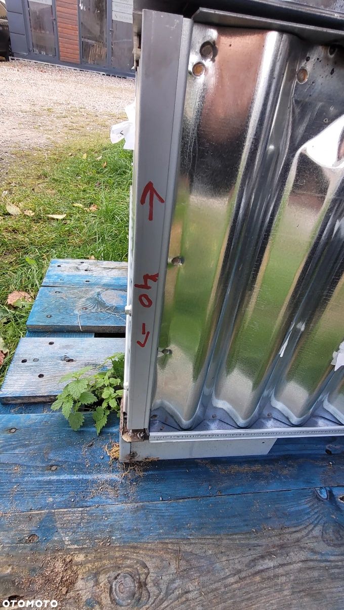 Skrzynia Pojemnik Kontener metalowy blaszany skrecana na podstawie 170