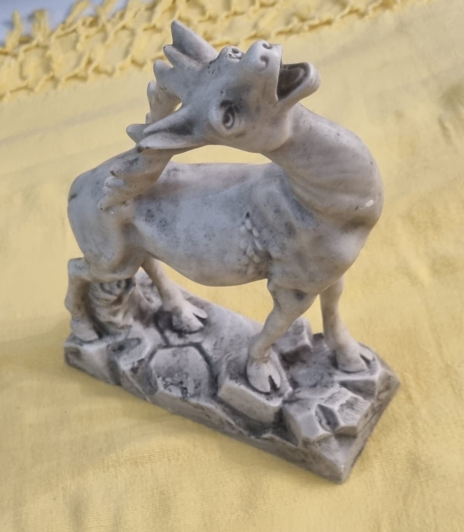 Peça em Louça Decoração