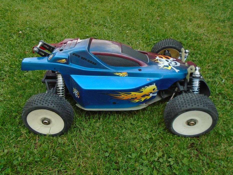 Podwozie Spalinowe Graupner NITRO 1:8 4WD Model RC