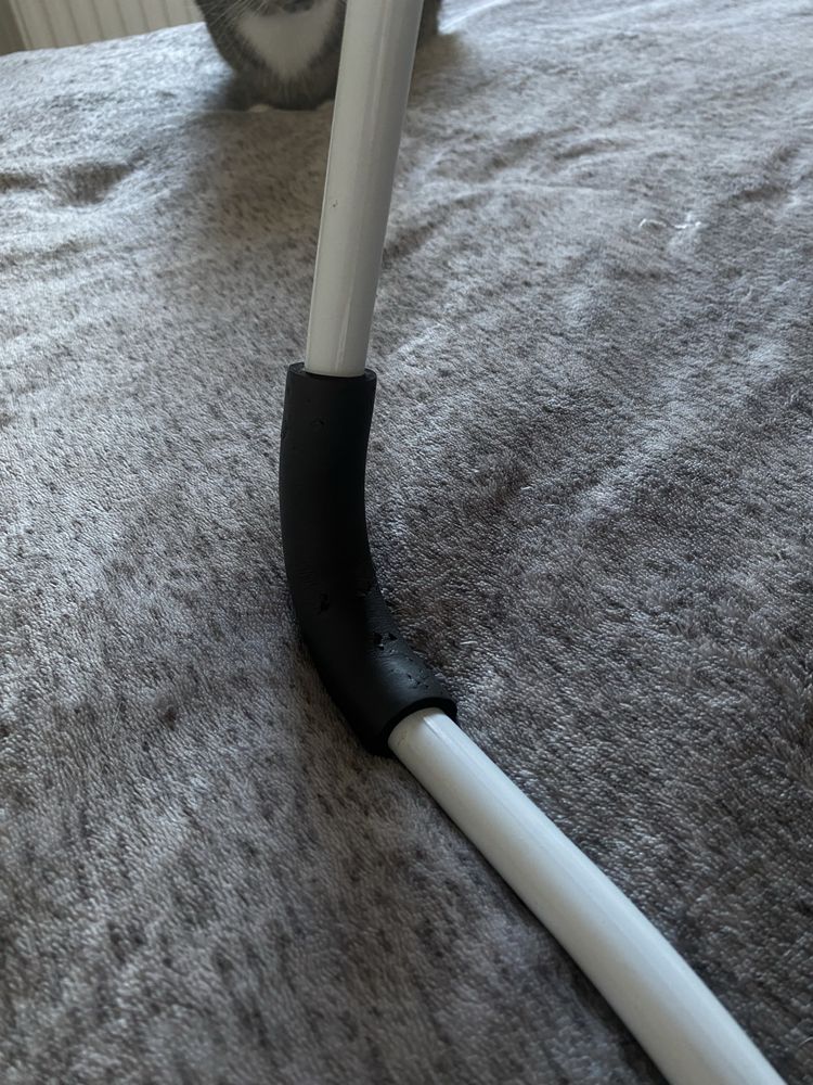 Stolik pod laptopa