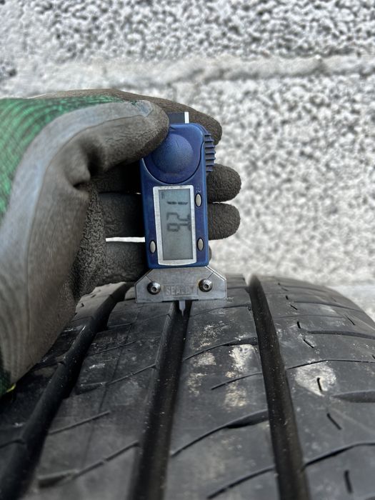 4 opony Michelin Agilis 215/60/17 C 2021r.
