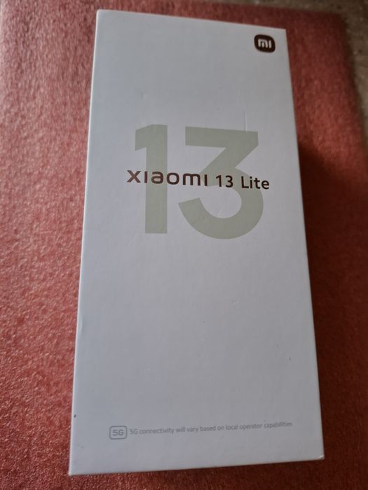 Xiaomi  13 Lite,  8/256, NFC, як новий