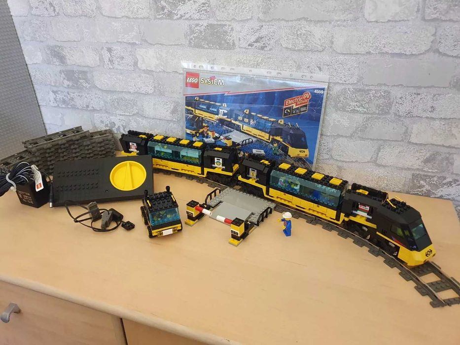 Lego 4559 Kolejka Cargo Railway 9V z instrukcją,oryginalne opakowanie