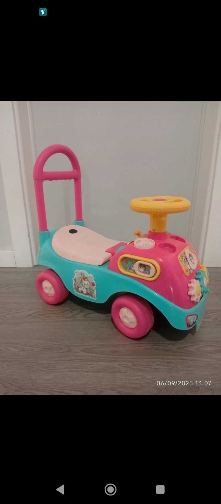 Carrinho de brincar