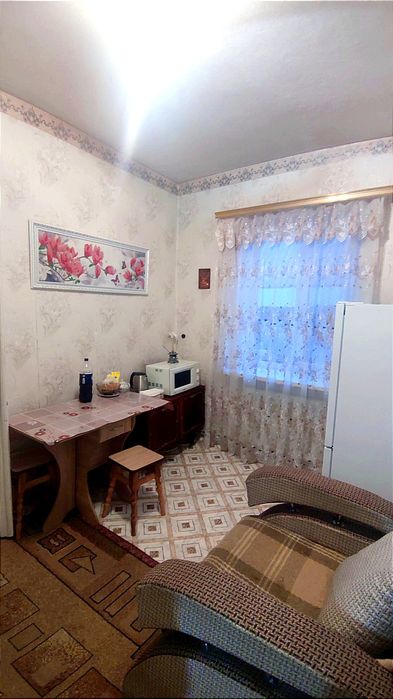 Здаються 2 затишні кімнати в будинку р-н Вороніна