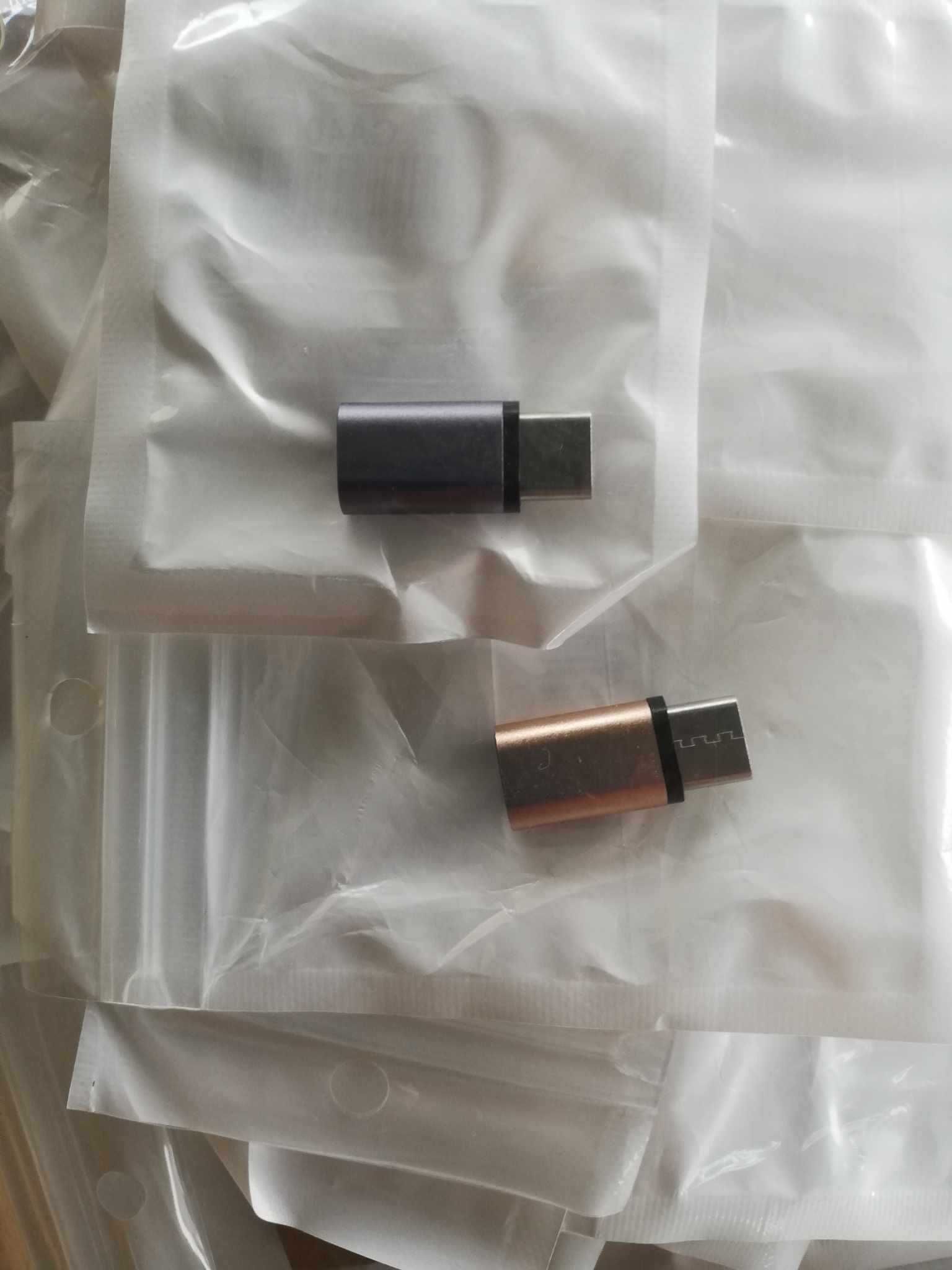 Adapter o złączach Micro USB i USB typ C