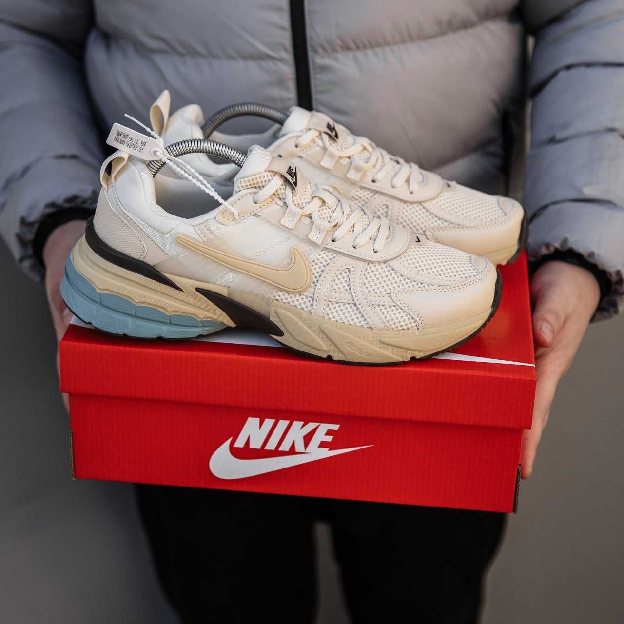 Кроссовки Nike Runtekk Double Beige/Blue