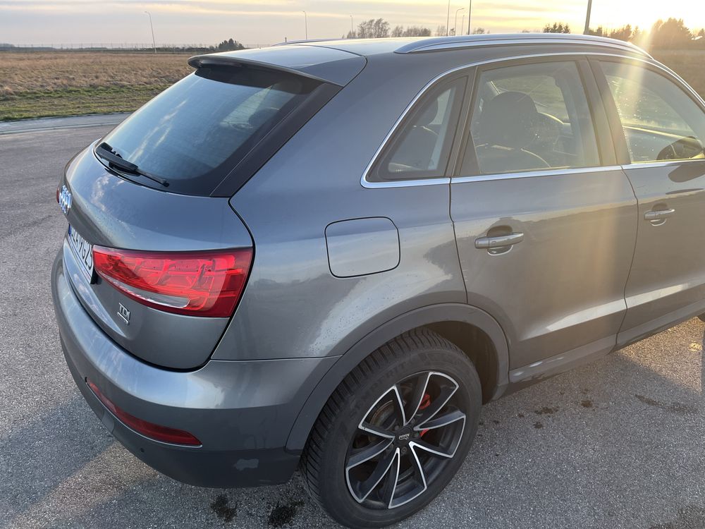 Audi Q3 2.0 TDI quattro * S tronic *