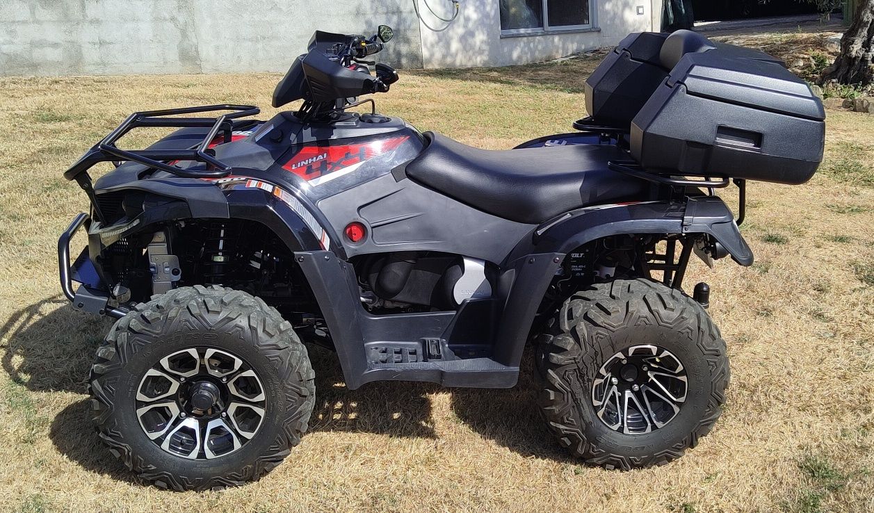 Moto 4 - LINHAI LH300 4X4 c/  top case shad e reboque