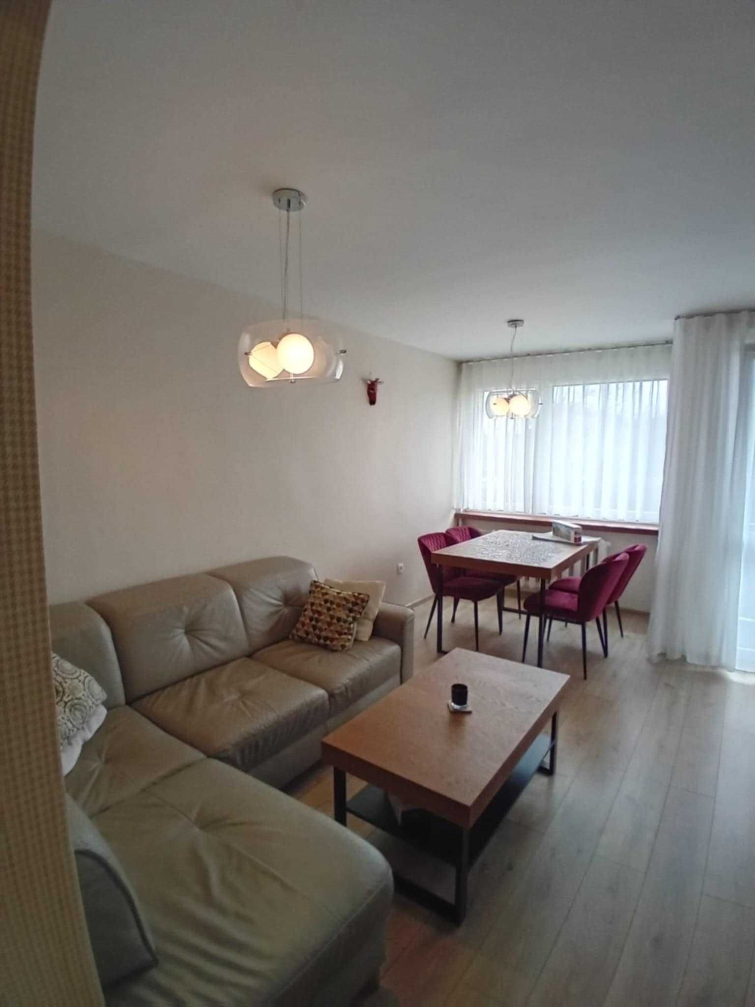Sprzedam mieszkanie ul. Piastów - pierwsze piętro, 3 pokoje, 51,5 m2