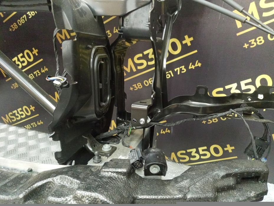 Панель передня BMW X6 G06 БМВ Х6 Г06  розборка шрот телевізор