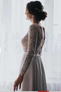 Suknia ślubna na długi rękaw