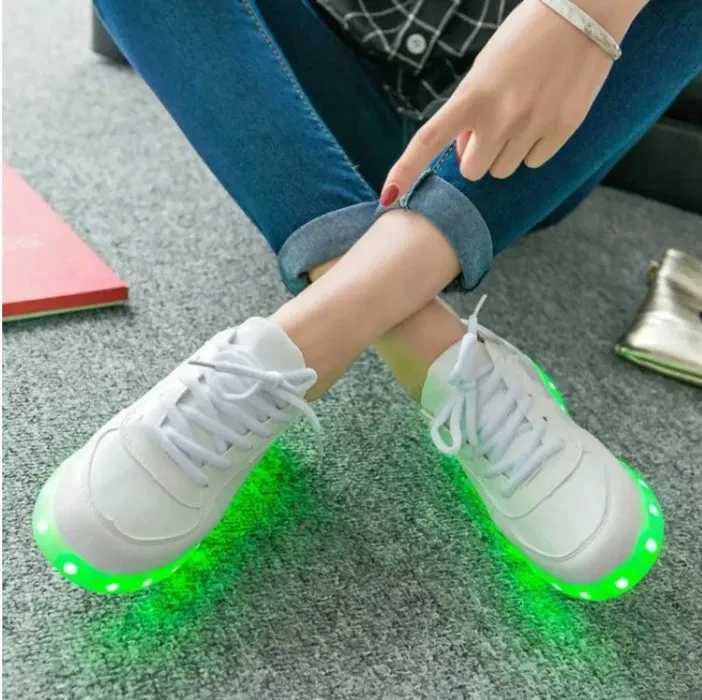 Damskie buty świecące z LED rozmiar 39,40 i 41 za pół ceny!