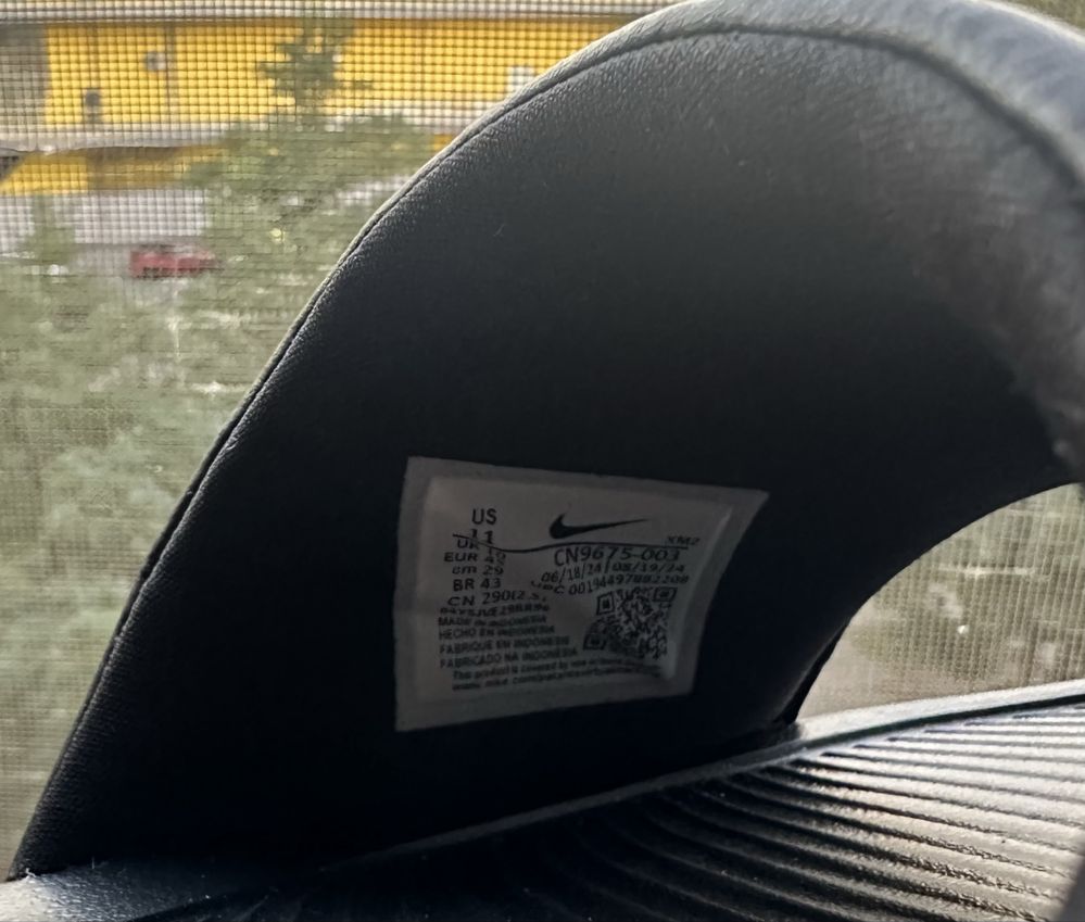 Шльопанці нові Nike
