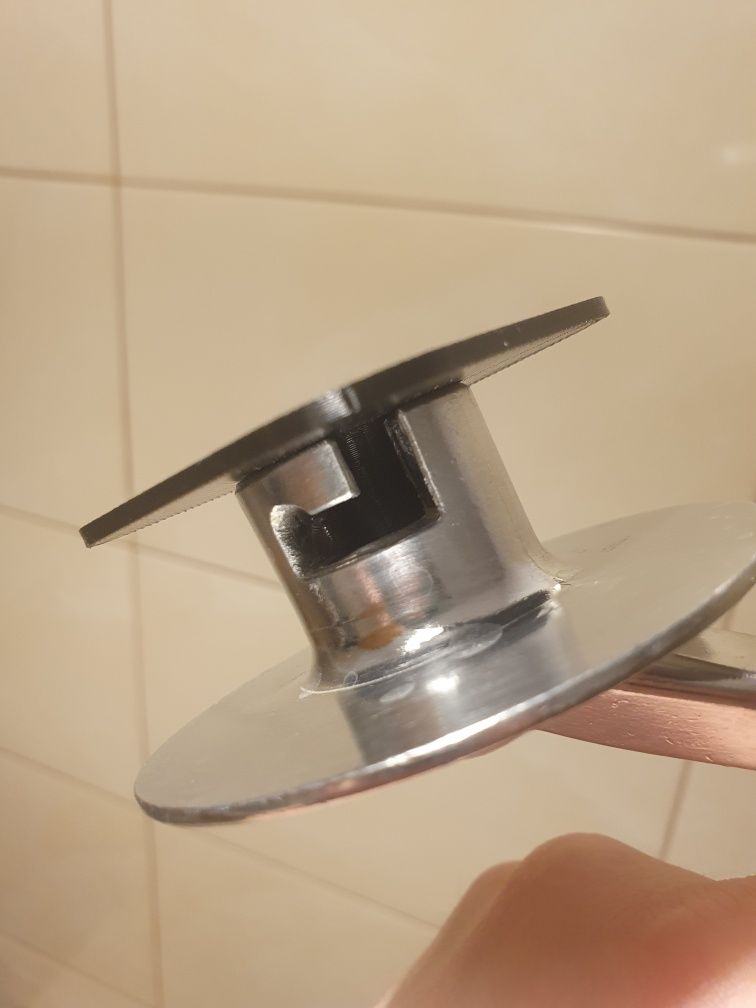 Uchwyty do mieszadeł. Roboty planetarny Mozano