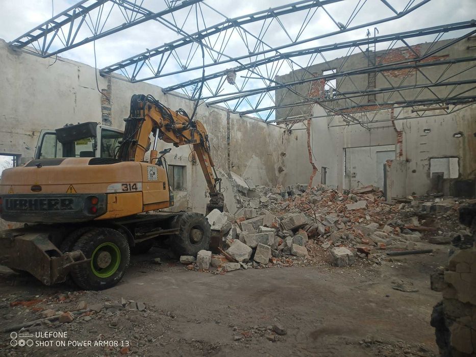 Wynajem koparki ,koparka ,usługi koparka, koparko-ładowarka, wykopy