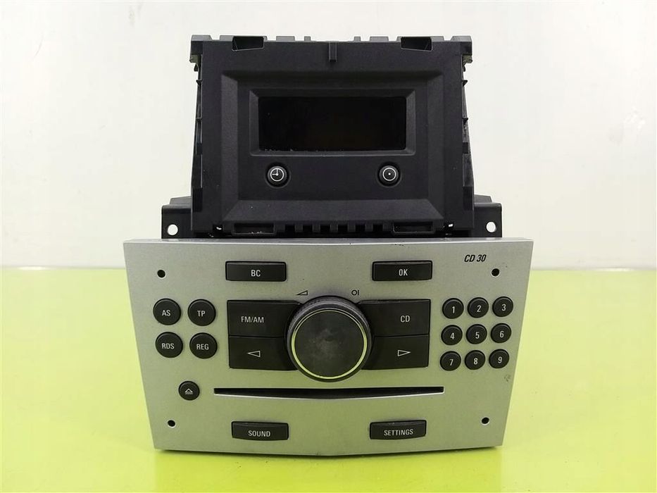 Radio+ wyświetlacz CD30 FABRYCZNE kpl Opel Astra III H 2004-2013R 497316088