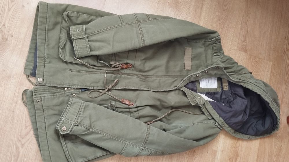 Casaco verde da Bershka