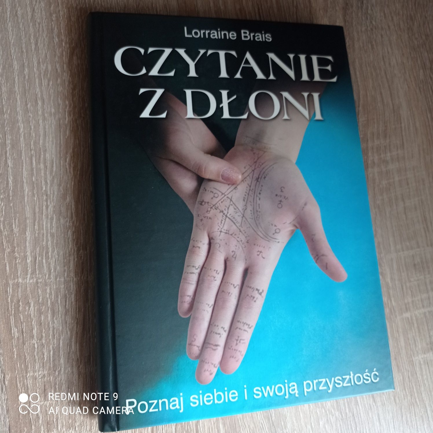 Loraine Brais Czytanie z dłoni