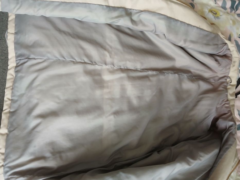 Продам чоловічу весняну куртку