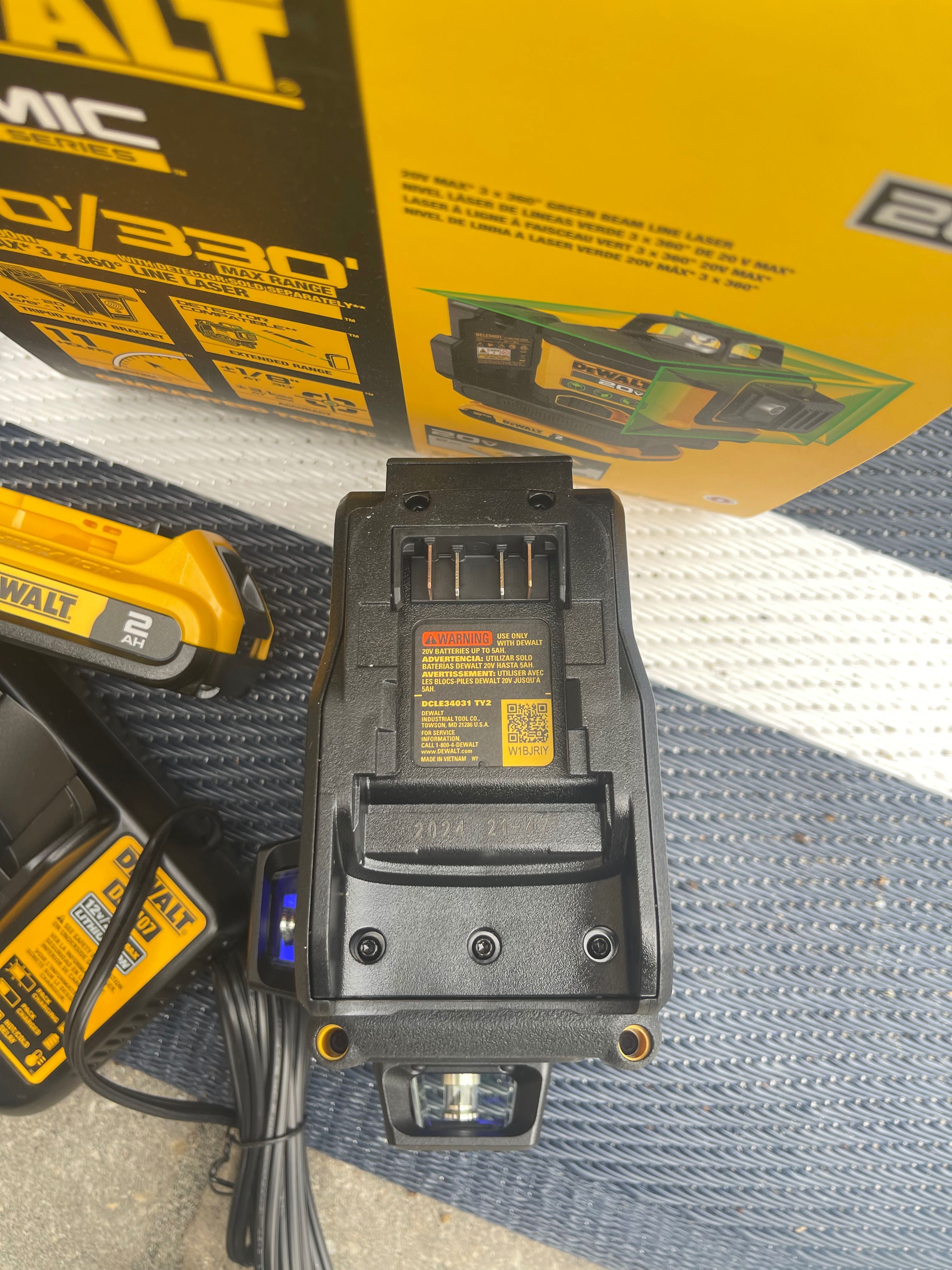 Dewalt     Laser