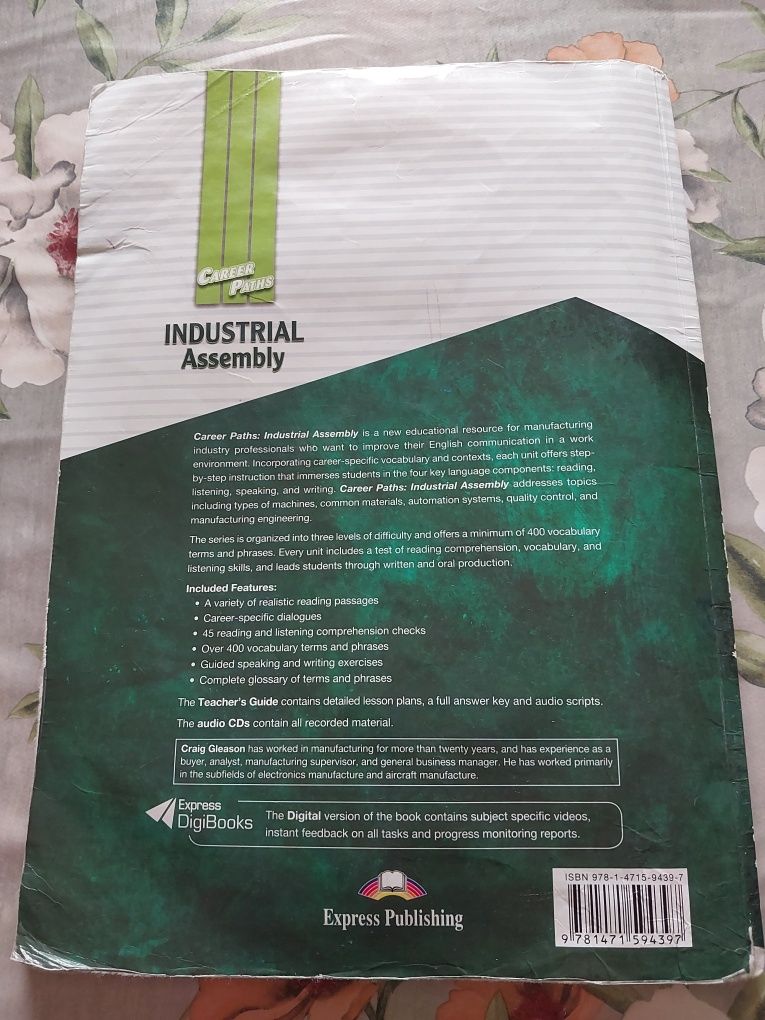 Podręcznik " Industrial Assembly " Career Paths Express Publishing