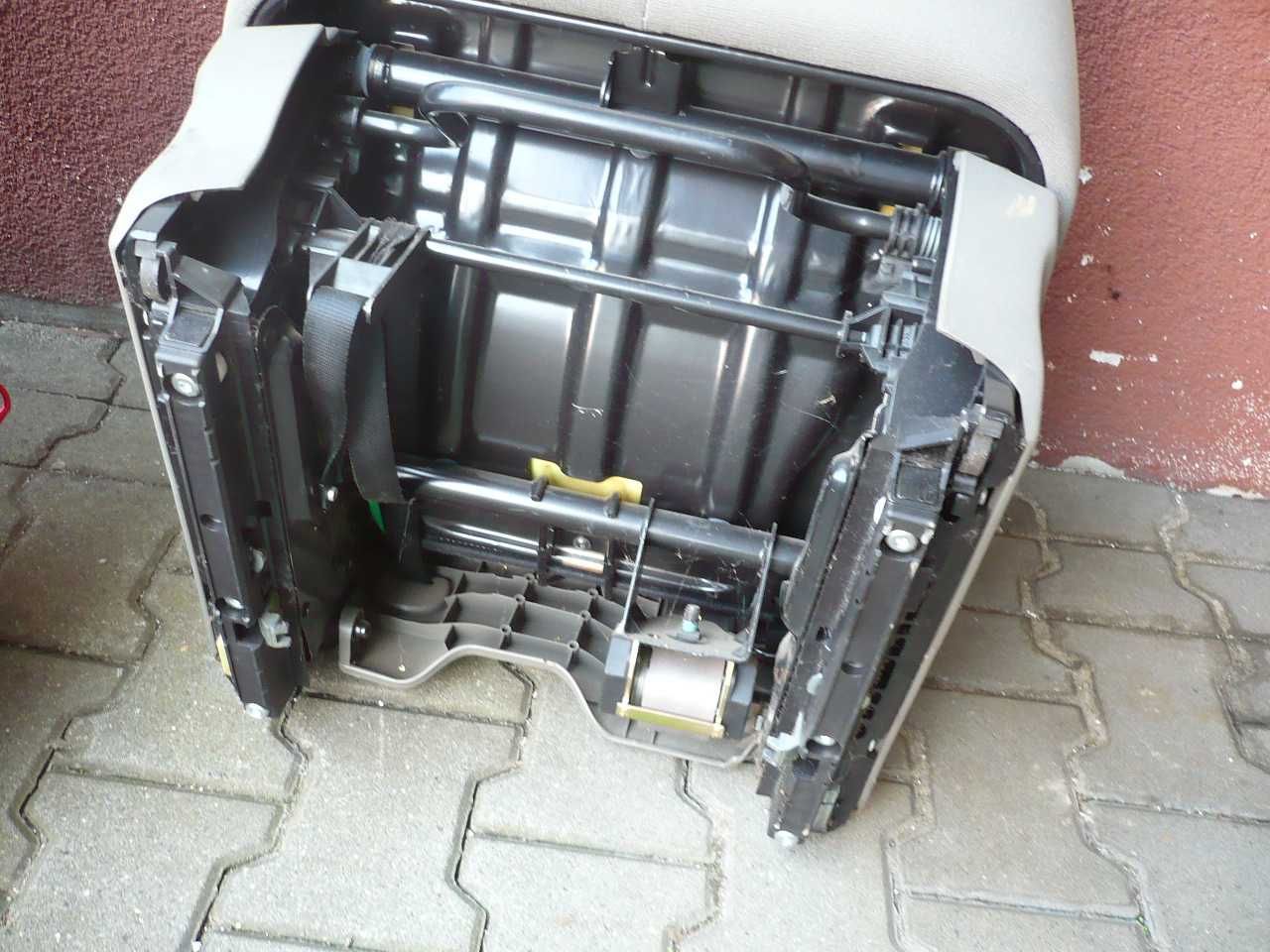 Fotel Espace 4 IV Lift od 2005 r - 2014 r 6 sztuk kamper