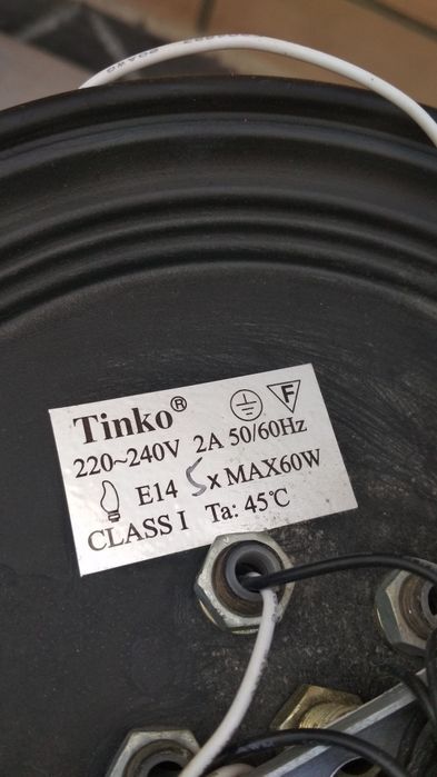 Продам люстру потолочну